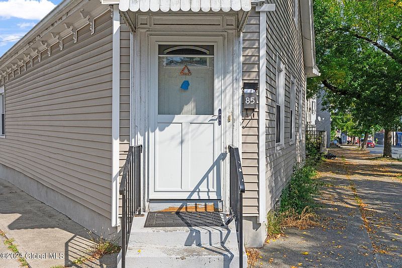 3rd image of 85 Second Avenue