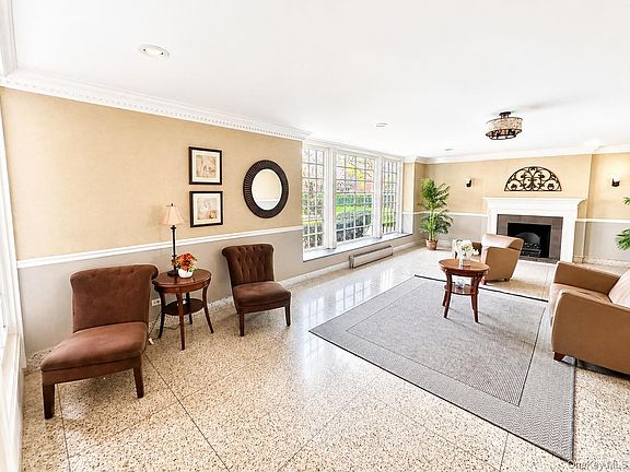 3rd image of 15115 84th Street #6D