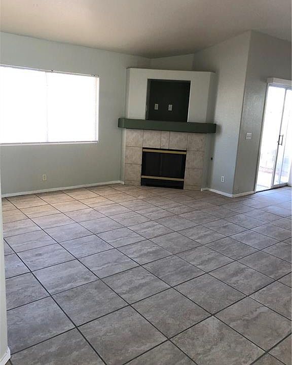 1st image of 1224 Hickory Grove Cir