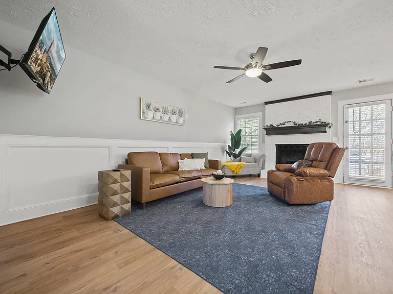 2031 Jockey Ct — Photo 7