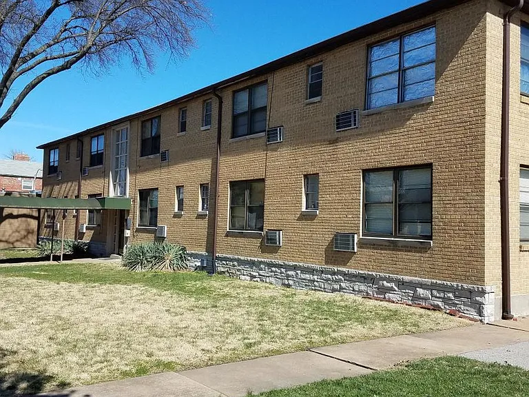 3508 Watson Rd — Photo 1
