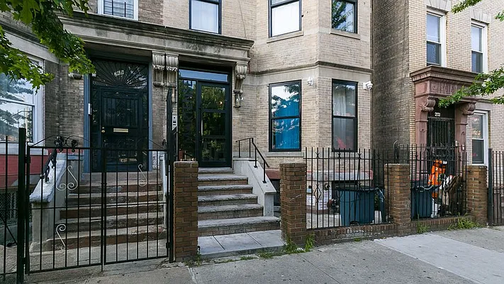 Rented by Nooklyn NYC LLC | media 2