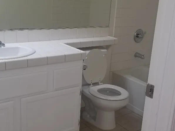 5027 Vista Del Rio Way, North Las Vegas, NV 89031