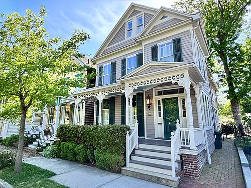 27 N Hanson St Photo 1