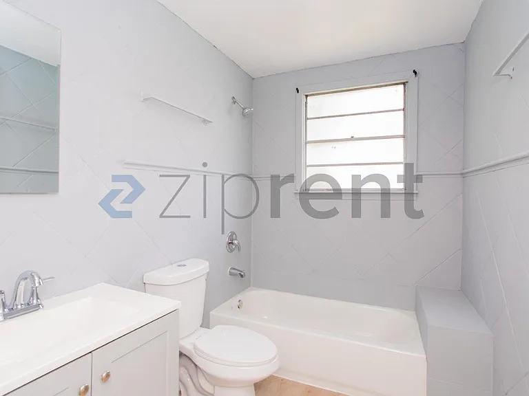 2184 W 45th St — Photo 19