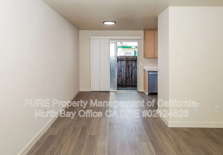 5252 Old Redwood Hwy #20 — Photo 3