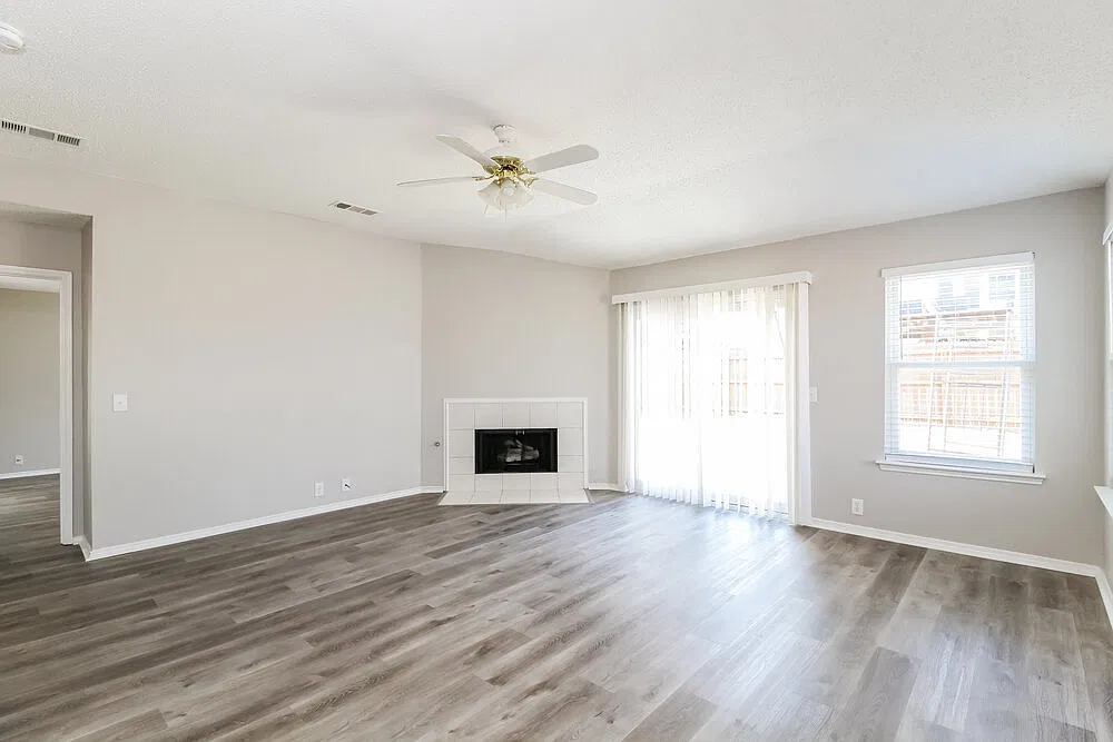 4 bed, 3.5 bath, 2920 sqft, $2,805 — Photo 4