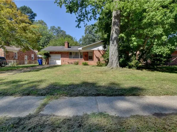 865 Lucas Creek Rd, Newport News, VA 23608