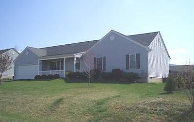 2nd image of 17 Pinebark Dr