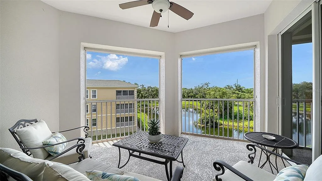 2 bed, 2.0 bath, 1862 sqft, $5,750 — Photo 2