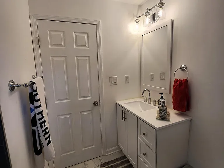 2050 Cherri Dr — Photo 6