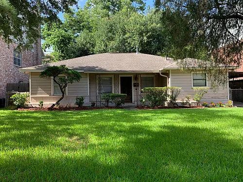 110 Pamellia Dr Photo 1