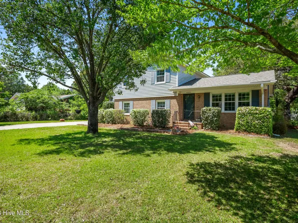 4925 Pleasant Oaks Drive, Wilmington, NC 28412