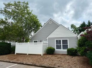 5071 Avenida Del Sol Dr, Raleigh, NC 27616