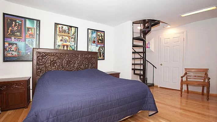 Sold by Fenwick Keats Real Estate | media 12