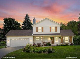 214 Fairway Rd, Lake Zurich, IL 60047