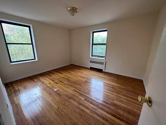 Rented by Contact Realty | media 8