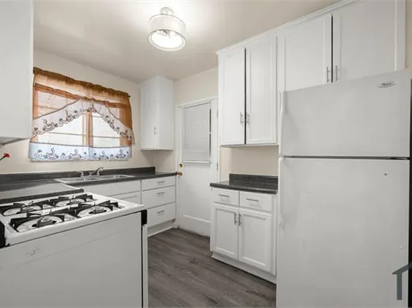 4087 S Muirfield Rd #A, Los Angeles, CA 90008