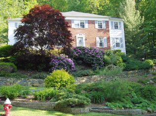 14 Deer Run Dr, Randolph, NJ 07869