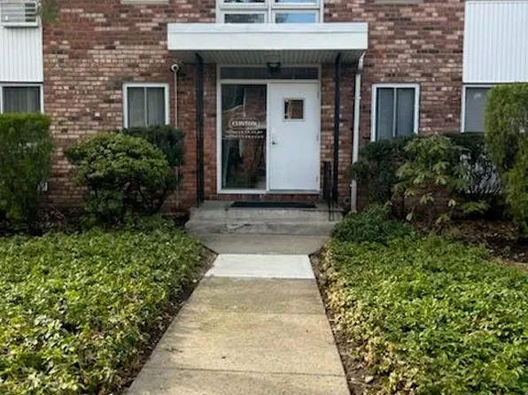200 Lexington Avenue #6B, Oyster Bay, NY 11771