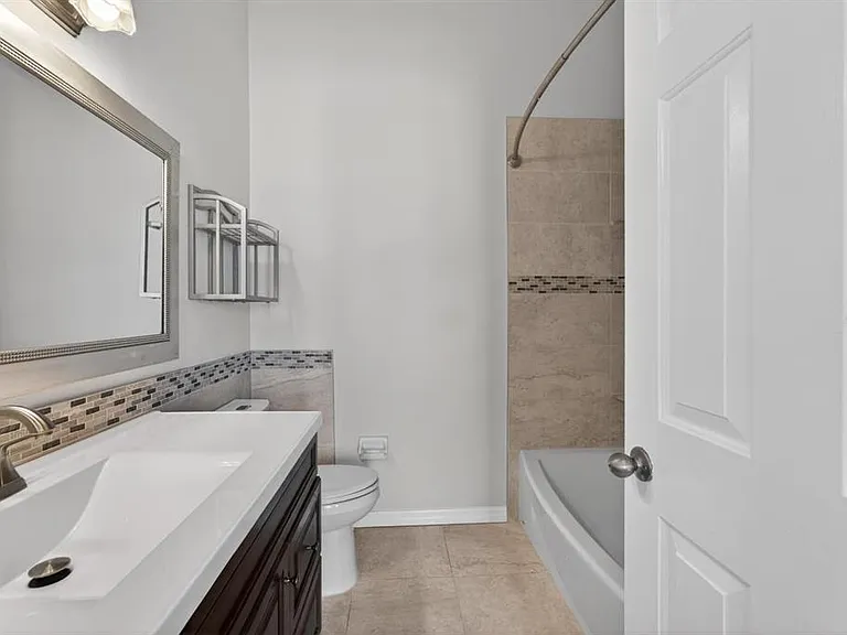 658 Green Valley Rd #B3 — Photo 27