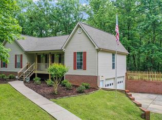 194 Woodbrook Dr, Columbiana, AL 35051