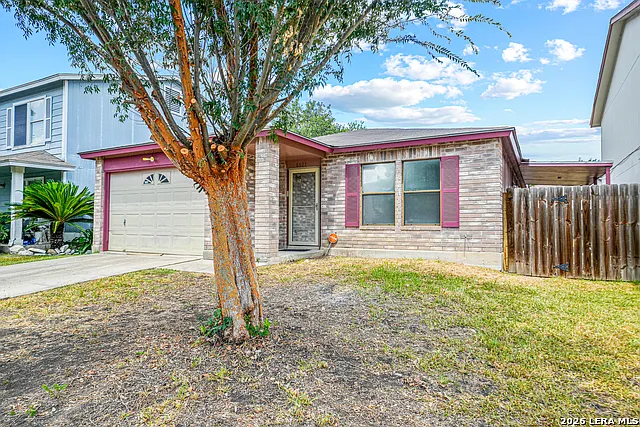 3 bed, 2.0 bath, 1513 sqft, $1,395 — Photo 3