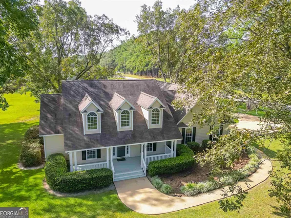114 17th Ave SE, Cairo, GA 39828