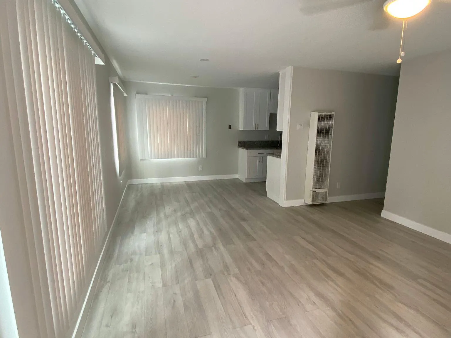 317 G St — Photo 3