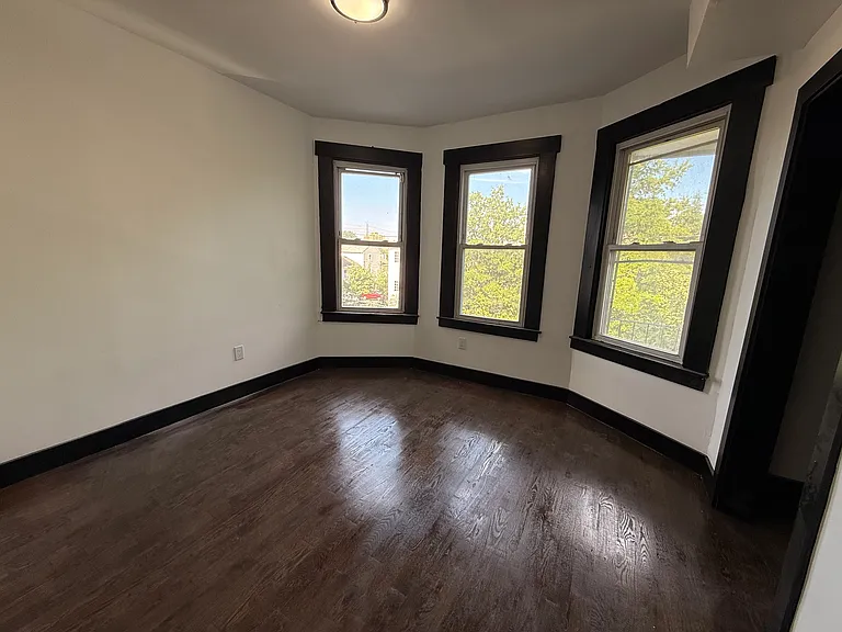 459 S 14th St #2 — Photo 2