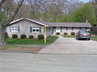 4 Price Rd, Peabody, MA 01960