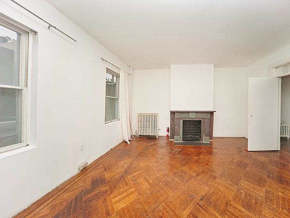 3rd image of 569 Leonard St #1F