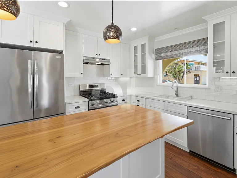 1220 Mandalay Beach Rd — Photo 22