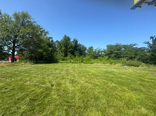 228 E Lincoln Hwy, Schererville, IN 46375