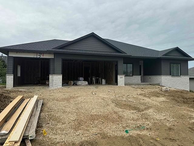 1st image of 2261 Antler Ridge Dr
