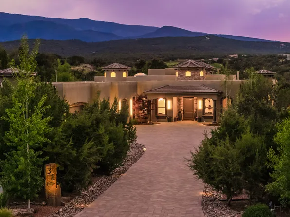 38 Storyteller Ct, Sandia Park, NM 87047