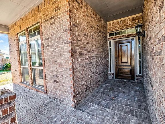 4th image of 3207 Gibbons Crest Ln