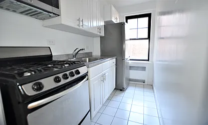 Rented by Manhattan Realty Group