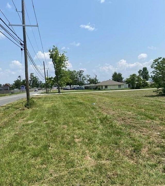 1st image of 628 S Post Oak Rd