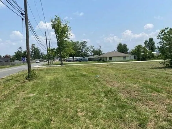 628 S Post Oak Rd, Sulphur, LA 70663