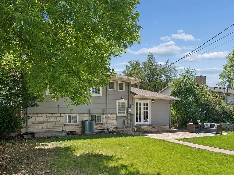 3145 S Fox St — Photo 45