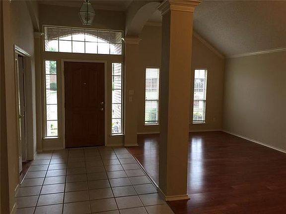 5th image of 10211 Cecile Dr