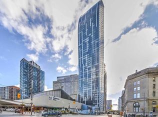 8 The Esplanade #3511, Toronto, ON M5E 0A6
