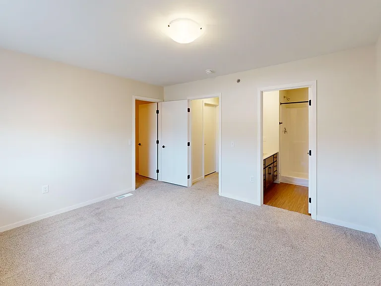 Pinnacle Townhomes — Photo 44