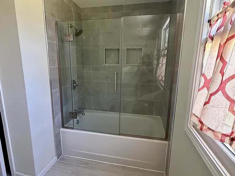 2FL Main Bathroom