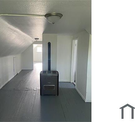 2nd image of 3391 E 142nd St #2