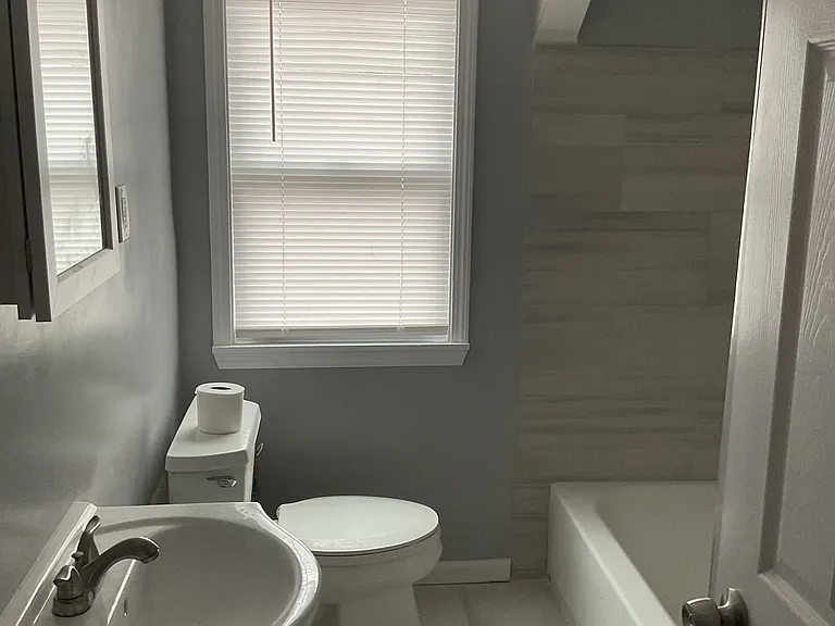15347 Ferguson St — Photo 5