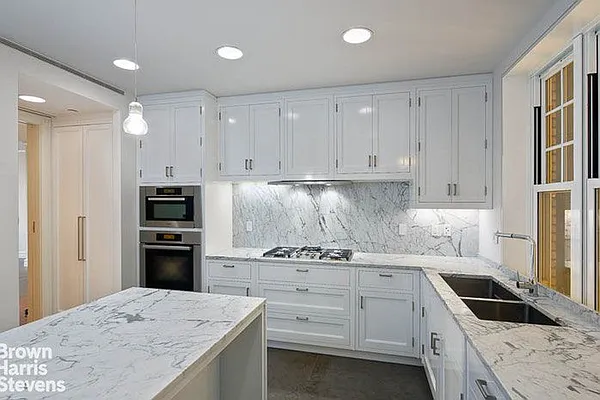 Rented by Brown Harris Stevens | media 4