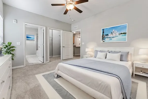 Broxton Bay Apartments — Photo 3