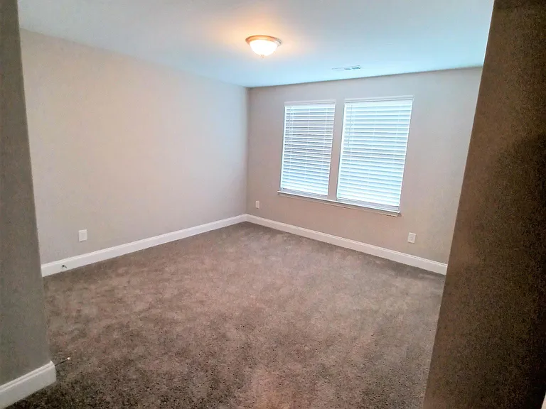 1029 Milson Ln — Photo 9